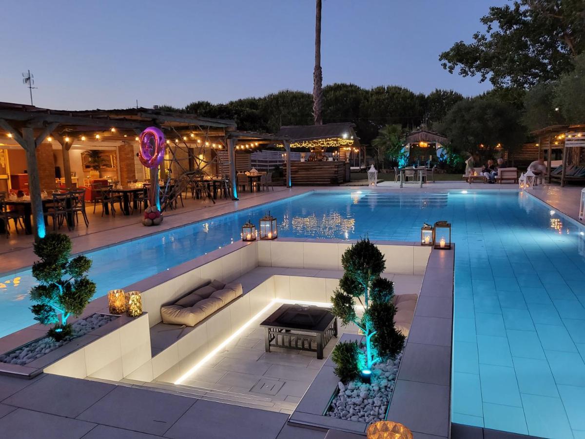 Hotel Paradise Ranch Borgo Sabotino Exterior foto